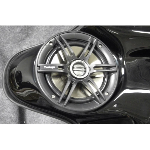 TKY Classic Batwing Fairing With Preinstalled Stereo And 6-1/2" Speakers 4 TKY Classic Batwing Fairing With Preinstalled Stereo And 6-1/2" Speakers - Image 2