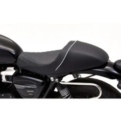 Corbin T-SP2-9-23-G Classic Gunfighter Seat For Triumph Speed Twin 900 (2023-) -Scootik Bike Shop corbin t sp2 9 23 g classic gunfighter seat image8