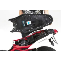 Corbin T-ST675-14-G Gunfighter Seat For Triumph Street Triple 675 (2013-2016) -Scootik Bike Shop corbin t st675 14 g gunfighter seat image10