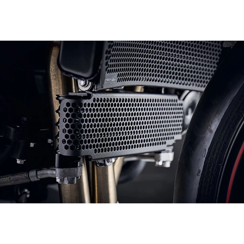 Evotech PRN008987-013130 Radiator & Oil Cooler Guard For Triumph Speed Triple (2016-) 6 Evotech PRN008987-013130 Radiator & Oil Cooler Guard For Triumph Speed Triple (2016-) - Image 4