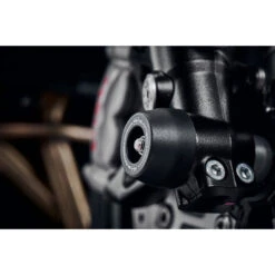 Evotech PRN011887-013712 Axle Sliders Kit For Triumph Street Triple R/S/RS Models 18 Evotech PRN011887-013712 Axle Sliders Kit For Triumph Street Triple R/S/RS Models -Scootik Bike Shop evotech prn011887 013712 axle sliders kit image2