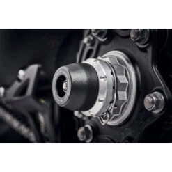Evotech PRN013104-015485 Axle Sliders Kit For Triumph Speed Triple 1200 RS/RR (2021-) -Scootik Bike Shop evotech prn013104 015485 axle sliders kit image7