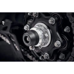Evotech PRN013104-015485 Axle Sliders Kit For Triumph Speed Triple 1200 RS/RR (2021-) -Scootik Bike Shop evotech prn013104 015485 axle sliders kit image8