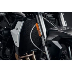 Evotech PRN014754 Radiator Guard For Triumph Street Triple R/S/RS '20-'20 -Scootik Bike Shop evotech prn014754 radiator guard image7