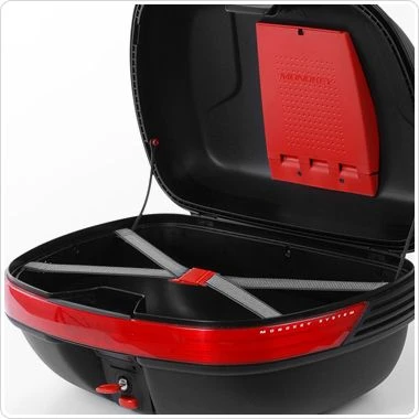 Givi E360N 40 Liter Monokey Top Or Side Case Matte Black 5 Givi E360N 40 Liter Monokey Top Or Side Case Matte Black - Image 3