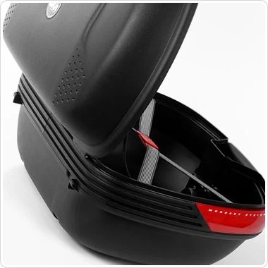 Givi E360N 40 Liter Monokey Top Or Side Case Matte Black 6 Givi E360N 40 Liter Monokey Top Or Side Case Matte Black - Image 4