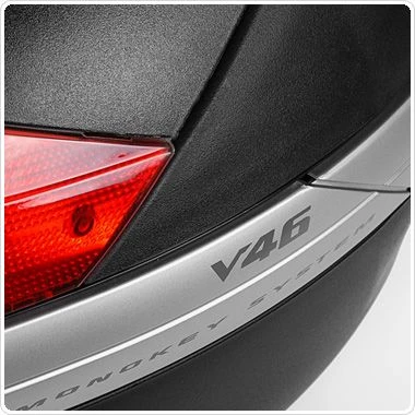 Givi V46NA 46 Liter Monokey Top Case Matte Black 6 Givi V46NA 46 Liter Monokey Top Case Matte Black - Image 4