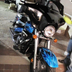 Reckless Motorcycles Batwing Fairing With Stereo Suzuki Boulevard C90T (2005-) -Scootik Bike Shop reckless batwing fairing suzuki c90 1