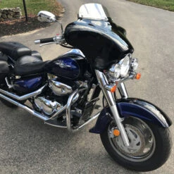 Reckless Motorcycles Batwing Fairing With Stereo Suzuki Boulevard C90 Boss -Scootik Bike Shop reckless batwing fairing suzuki c90 c