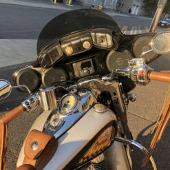 Reckless Batwing Fairing With Stereo For Indian Chief Vintage 2012-up -Scootik Bike Shop reckless fairing indian chief vintage e