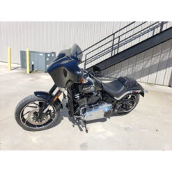 Reckless Motorcycles Batwing Fairing With Stereo For Sport Glide -Scootik Bike Shop reckless hdsg batwing fairing stereo sport glide image6