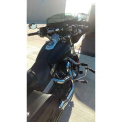 Reckless Motorcycles Batwing Fairing With Stereo For Dyna Fatbob (2007-2017) -Scootik Bike Shop reckless motorcycles fbbout1 batwing fairing image7