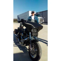 Reckless Motorcycles Batwing Fairing With Stereo For Dyna Fatbob (2007-2017) -Scootik Bike Shop reckless motorcycles fbbout1 batwing fairing image8