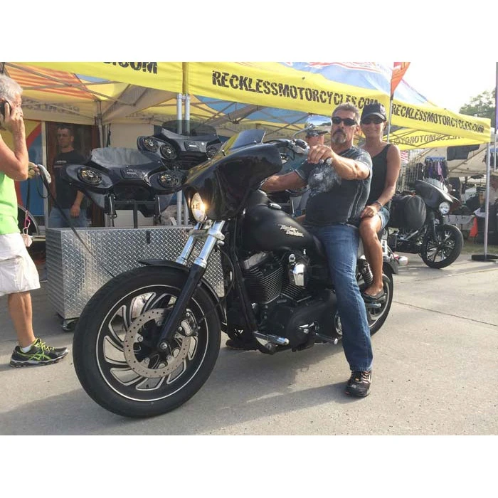 Reckless Motorcycles Batwing Fairing With Stereo Harley Softail Standard (1998-2008) 7 Reckless Motorcycles Batwing Fairing With Stereo Harley Softail Standard (1998-2008) - Image 5