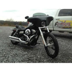 Reckless Motorcycles Batwing Fairing With Stereo Dyna / Street Bob -Scootik Bike Shop reckless motorcycles stbob01 batwing fairing image5