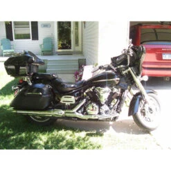 Reckless Motorcycles VS13S Batwing Fairing With Stereo For Yamaha V-Star 1300 (2007-) -Scootik Bike Shop reckless motorcycles vs13s batwing fairing image4