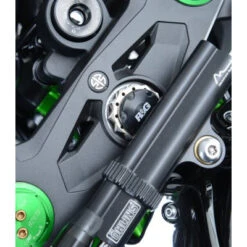 R&G YTI0005BK Top Yoke Plug Triumph Street Triple Rx (2015-), Street Triple 765 (2018-) -Scootik Bike Shop rg yti0005bk top yoke plug image4