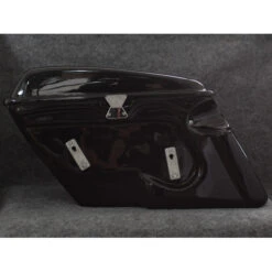 TKY Quick Release Hard Saddlebags, 25 Liter For Harley-Davidson Fat Bob/ Wide Glide -Scootik Bike Shop tky quick release saddlebags fat bob image7