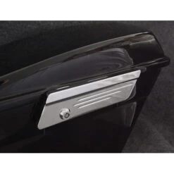 TKY HD Style Quick Release Hard Saddlebags, 23 Liter For Harley-Davidson Sportster -Scootik Bike Shop tky quick release saddlebags sportster image4