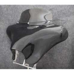 TKY Small Headlight Batwing Fairing With Stereo Ready 6" X 9" Speakers -Scootik Bike Shop tsukayu small batwing fairing stereo ready image3