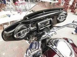 TKY Classic Batwing Fairing Ready For Stereo And 6-1/2" Speakers -Scootik Bike Shop tsukayu.faring.6