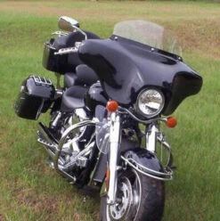 TKY Classic Batwing Fairing With Preinstalled Stereo And 6-1/2" Speakers 28 TKY Classic Batwing Fairing With Preinstalled Stereo And 6-1/2" Speakers -Scootik Bike Shop tsukayu.pre5